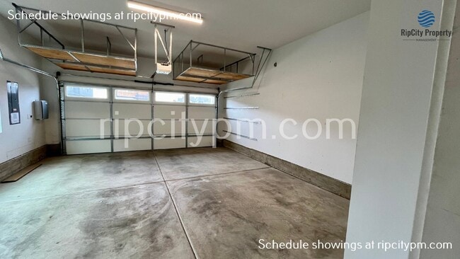 Building Photo - 3928 SE 77th Ave