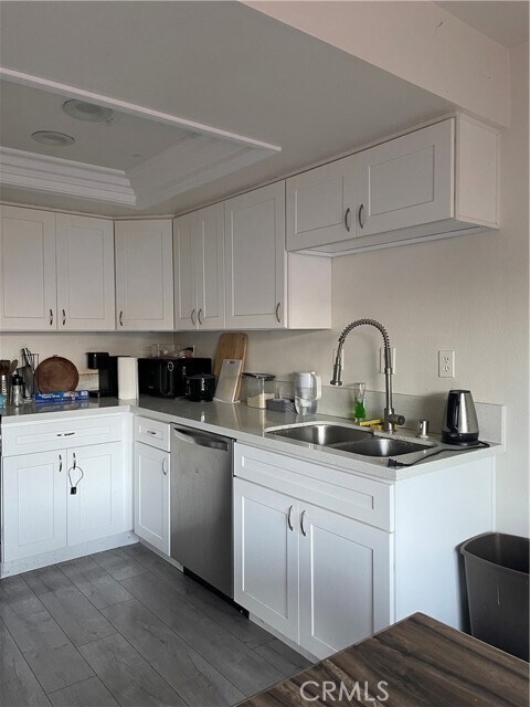 Building Photo - 1184 Romney Dr