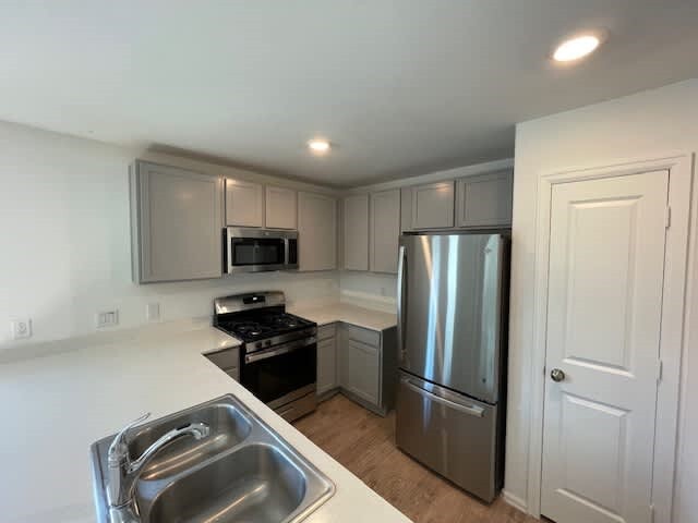Building Photo - 24019 Laurel Farms Dr