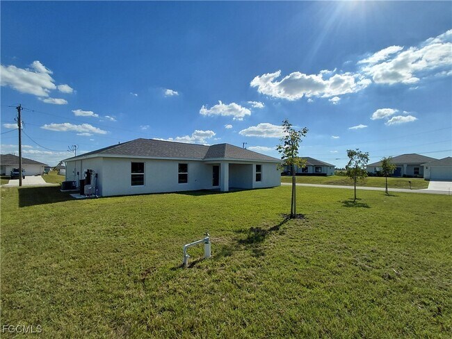 Building Photo - 909 NW 30th St