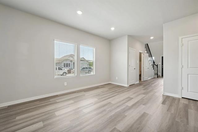 Building Photo - 521 Willet Dr