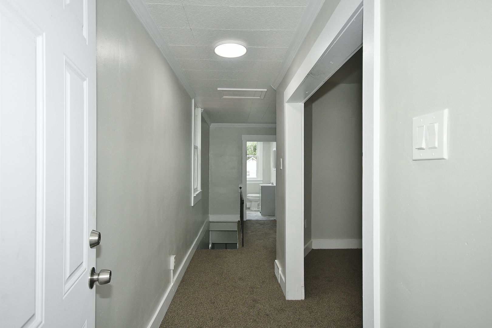 Building Photo - 303 N Holland Ave