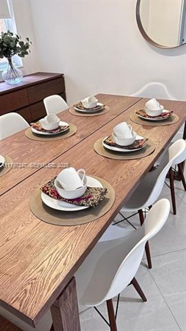 Building Photo - 19701 E Country Club Dr