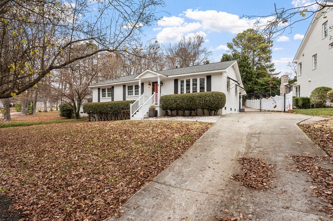 Building Photo - 301 Latimer Rd