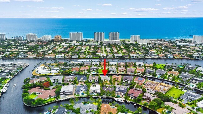 Building Photo - 396 E Coconut Palm Rd