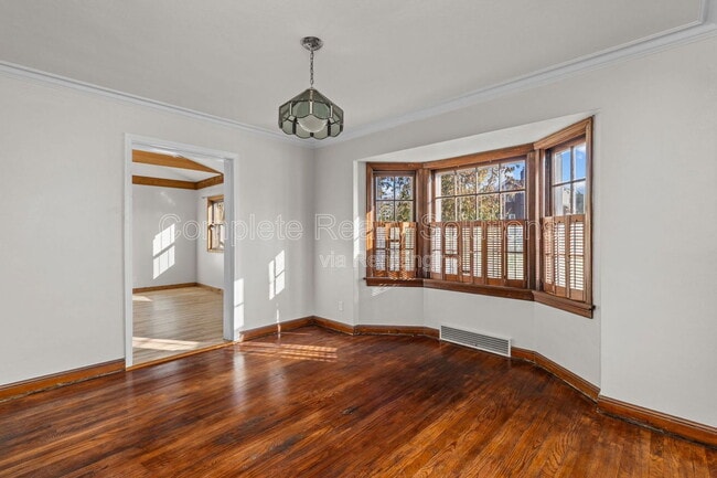 Building Photo - 1150 N Florissant Rd