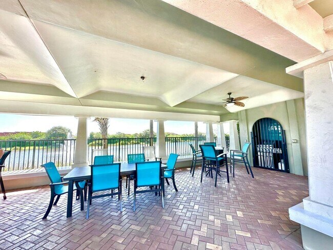Building Photo - 750 Millbrae Ct