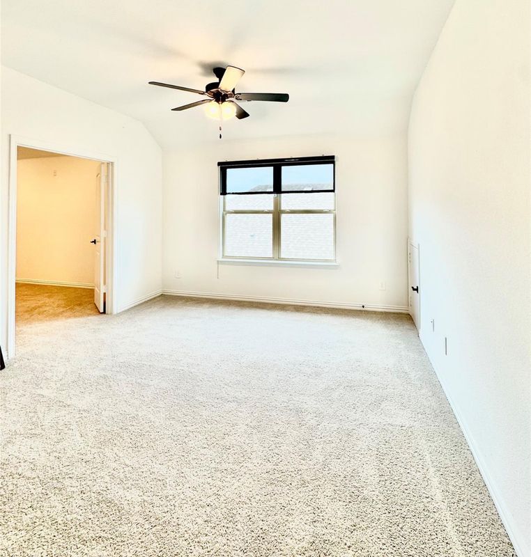 Building Photo - 1253 Binfield Dr