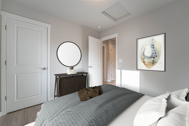 Building Photo - 4916 NE 2nd Ct