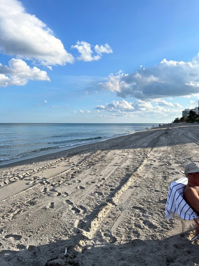 Building Photo - 3100 S Ocean Blvd