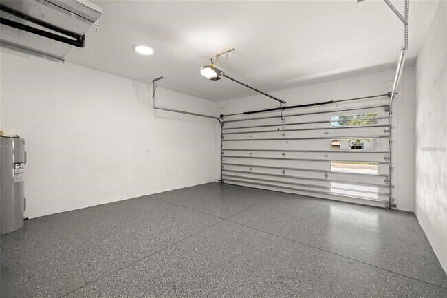 Building Photo - 1017 W Coral St