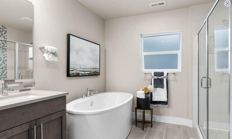 Building Photo - 18229 17th Ave W