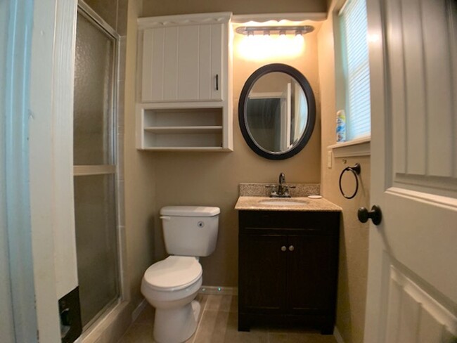 Building Photo - Northwest OKC 3 Bed 2 Bath For Rent!