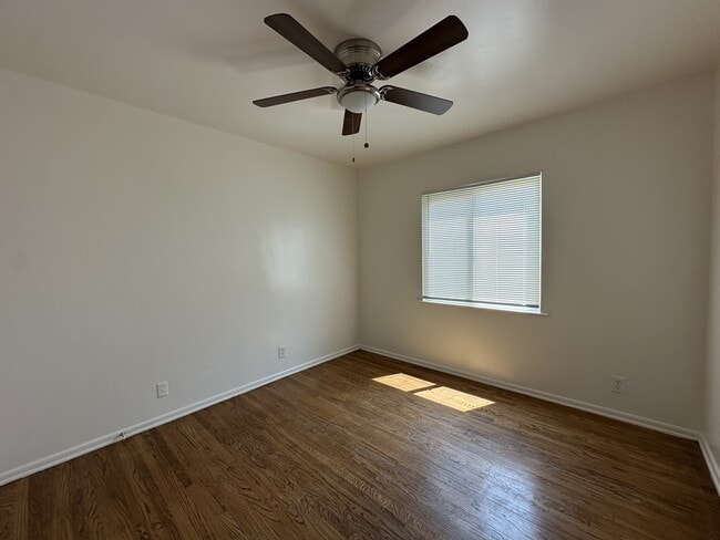 Building Photo - 997 Capper Ave