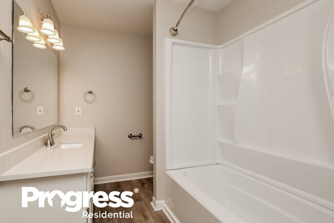 Building Photo - 3329 Quail Run Ct