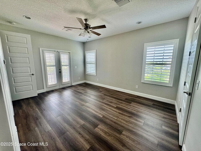 Building Photo - 7103 Vista Hermosa Dr