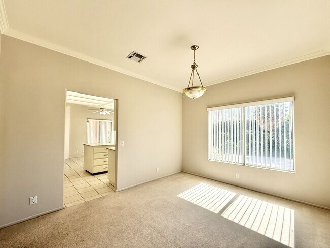 Building Photo - 48625 Cll Esperanza