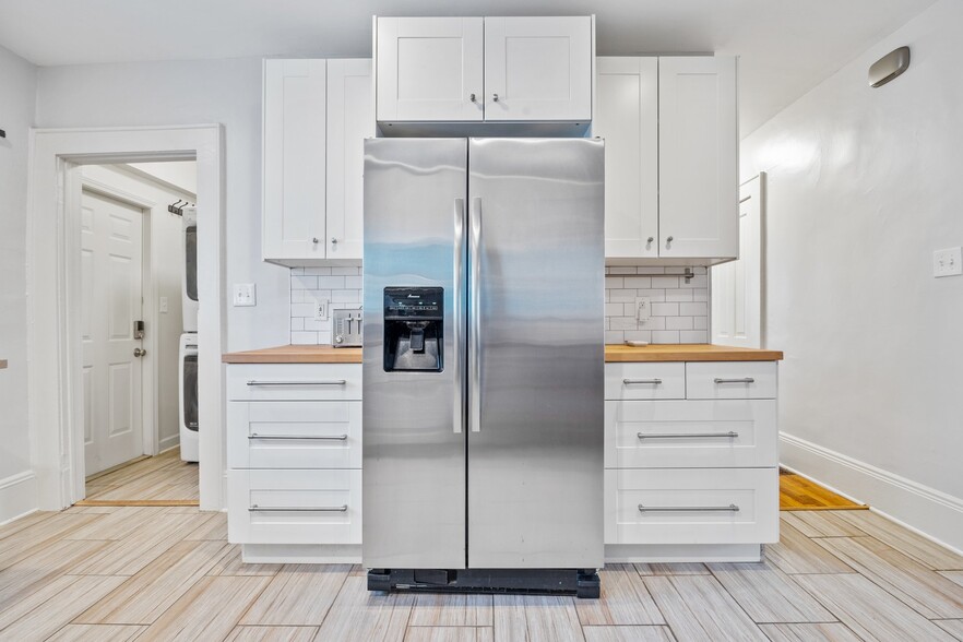 Building Photo - 1146 Wade St NE