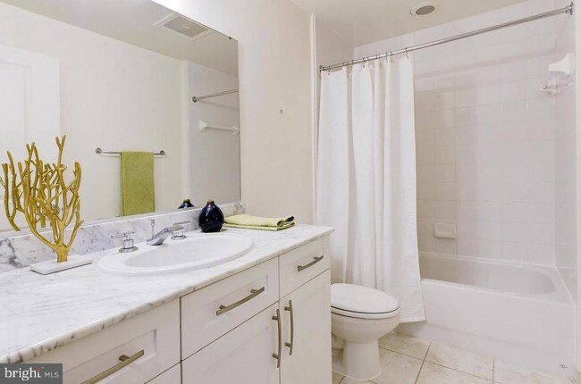 Building Photo - 4101 Albemarle St NW
