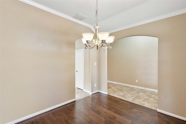 Building Photo - 13814 McKinney Creek Ln