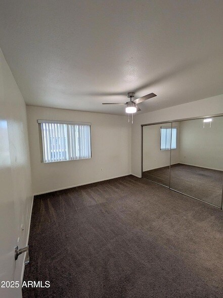 Building Photo - 461 W Holmes Ave