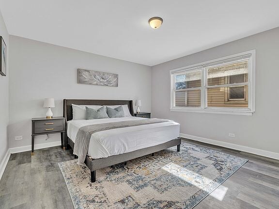 Building Photo - 7 Division St