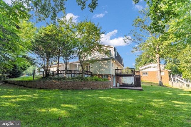Building Photo - 7205 Van Ness Ct