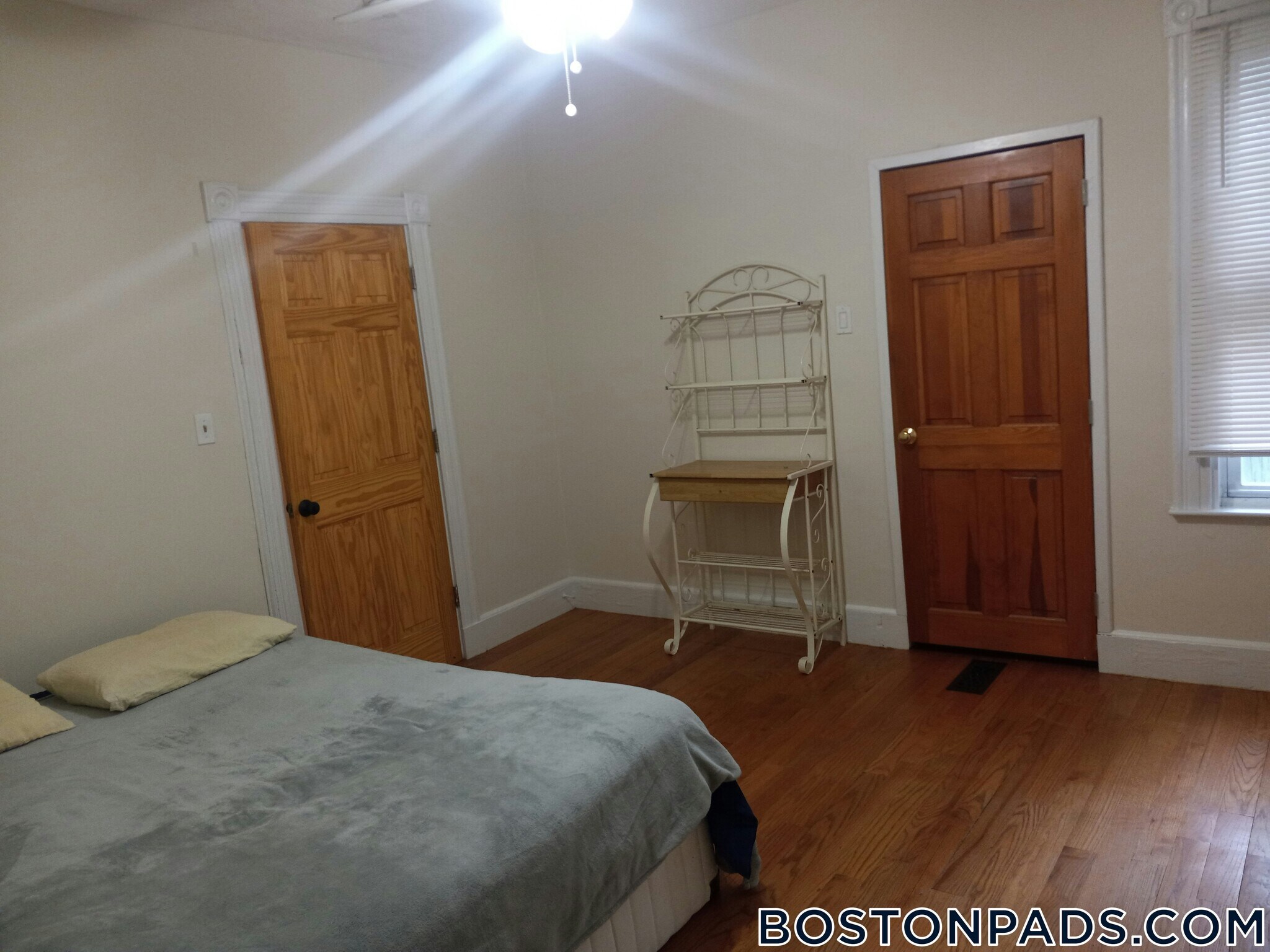 Building Photo - 190 Highland St