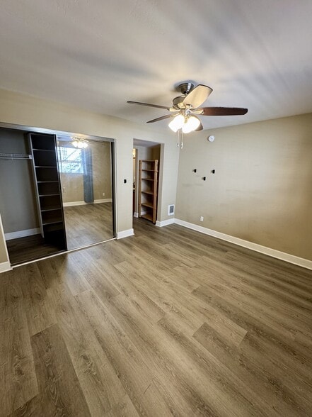 Building Photo - 10982 Roebling Ave