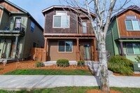 Building Photo - 102 NW 76th St