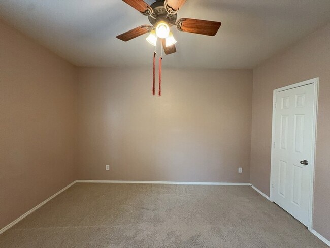 Building Photo - 9709 Gessner Dr