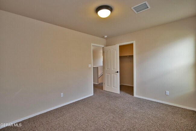 Building Photo - 6716 Red Canyon Sage Ln