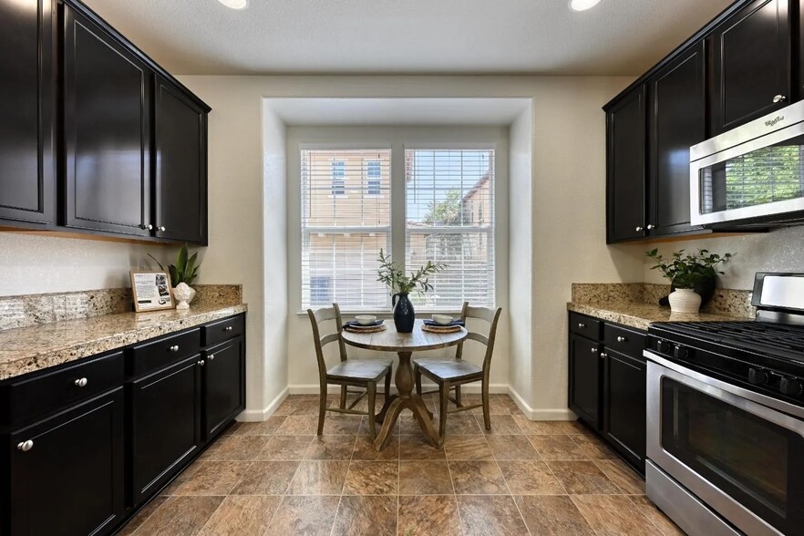 Kitchen Dining Nook - 153 Barnhill Dr