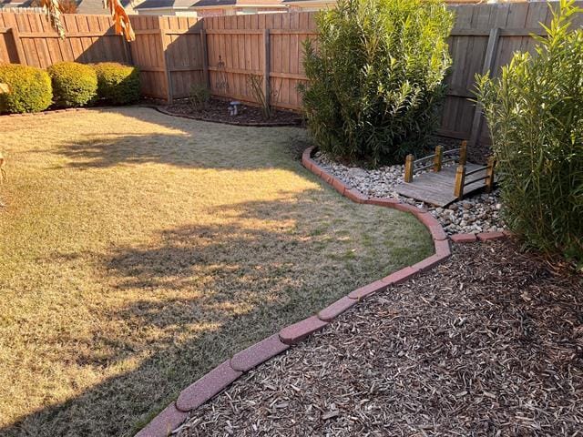 Building Photo - 2312 Eldger Dr