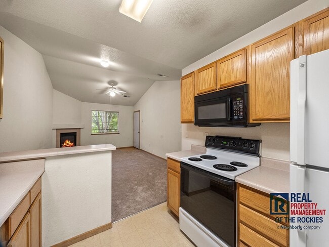 Building Photo - 2 Bed, 2 Bath Condo- Prime Location Near CSU & Old Town FOCO!