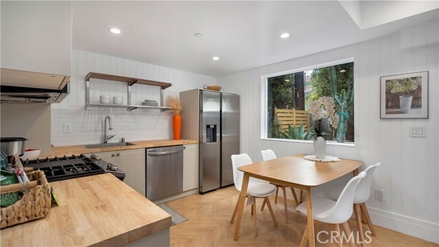 Building Photo - 1347 Seward St