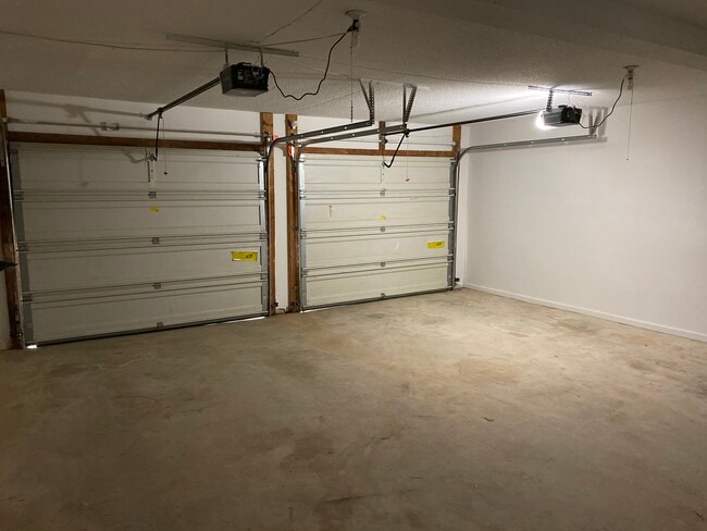 Building Photo - 3209 Ivory Trail