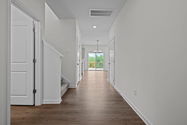 Building Photo - 1349 Underbrush Dr