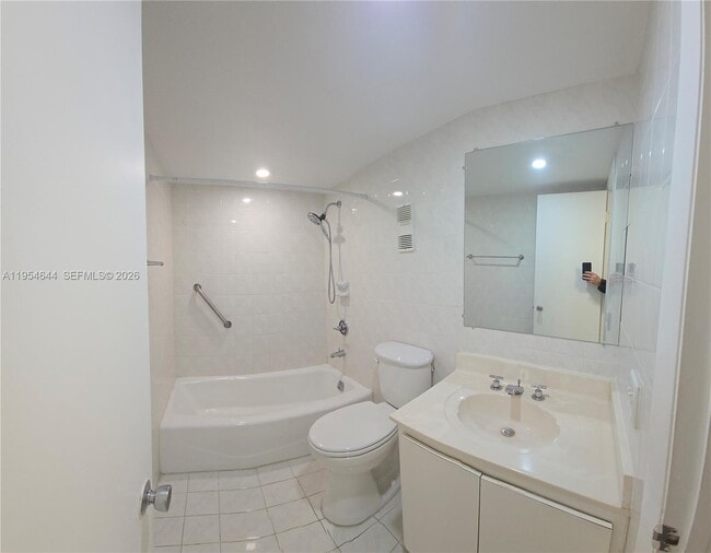 Building Photo - 9431 SW 4th St