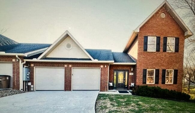 Building Photo - 7119 Dulaney Way