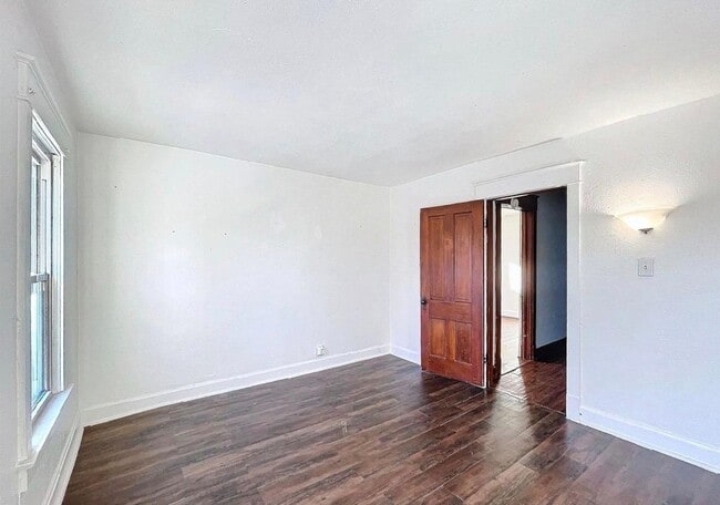 Building Photo - 1915 15th St