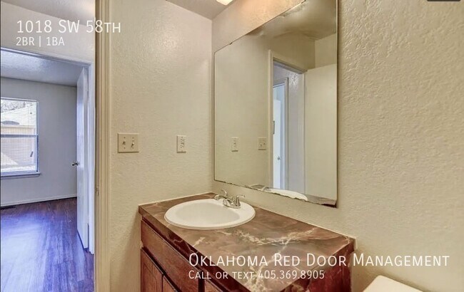 Building Photo - 1018 SW 58th-