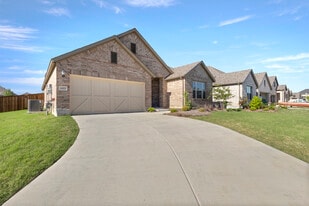 Building Photo - 1421 Avalon Ct