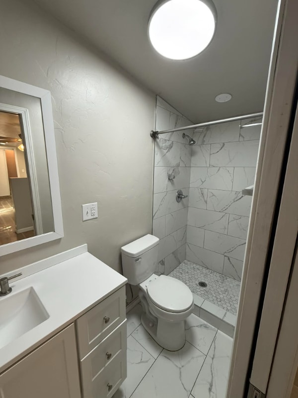 Building Photo - 3731 E Garden St