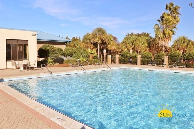 Building Photo - Wonderful Holley by the Sea Home!