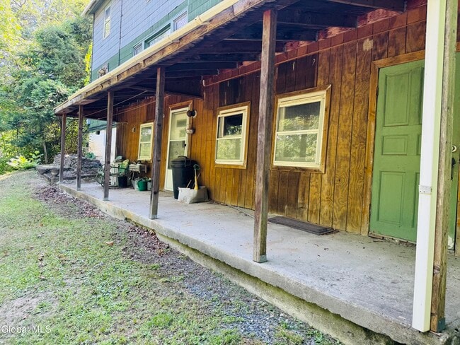 Building Photo - 2970 Salisbury Pl