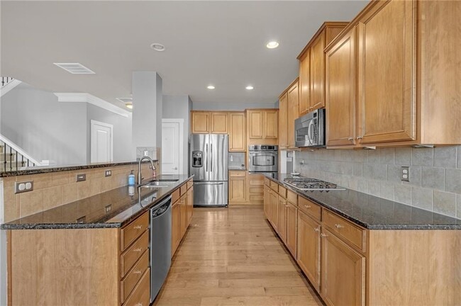 Building Photo - 2048 Village Crest Dr NW