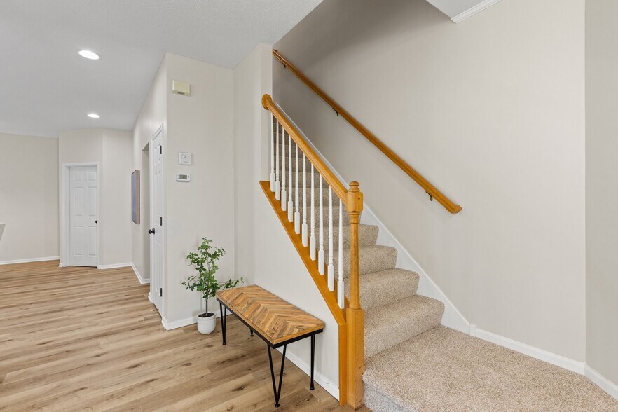 Building Photo - 15734 Porchlight Ln