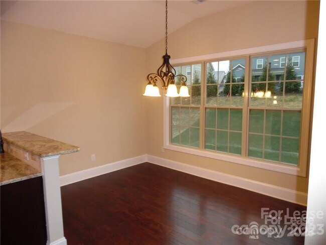 Building Photo - 117 Elmrich Ct