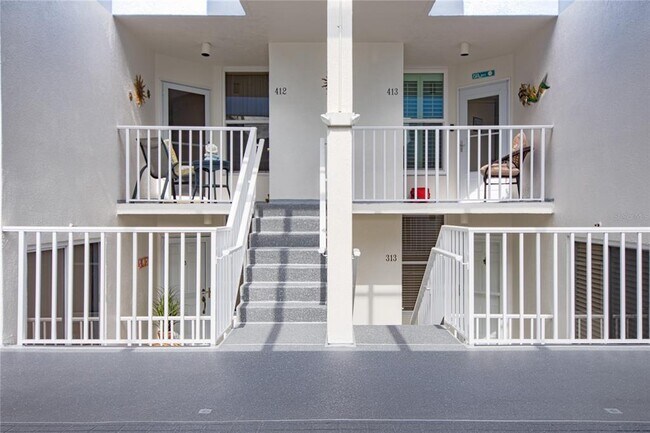 Building Photo - 5279 Isla Key Blvd S